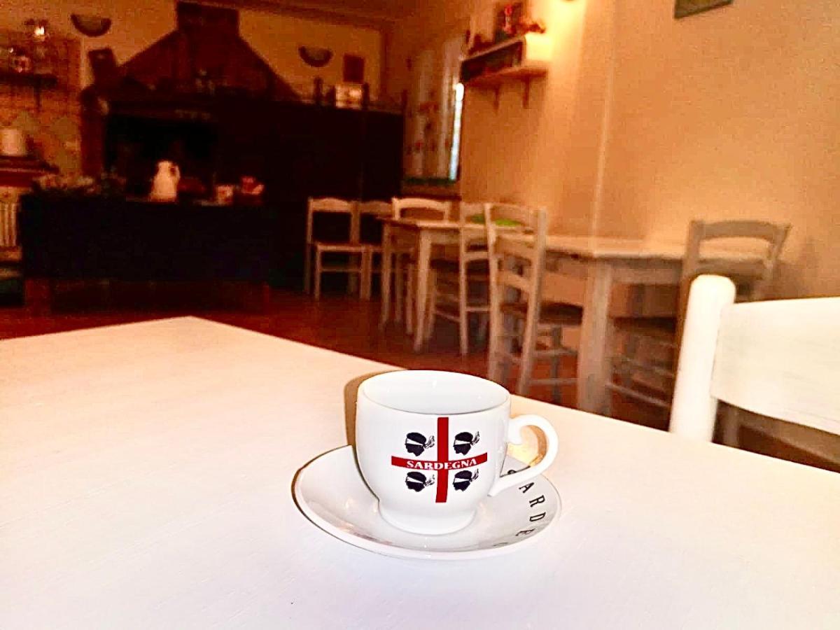 L'Oasi Di Chia Bed & Breakfast Екстериор снимка
