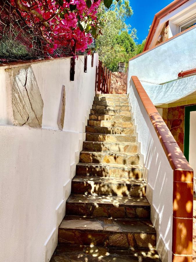 L'Oasi Di Chia Bed & Breakfast Екстериор снимка