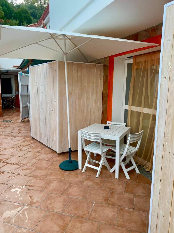L'Oasi Di Chia Bed & Breakfast Екстериор снимка