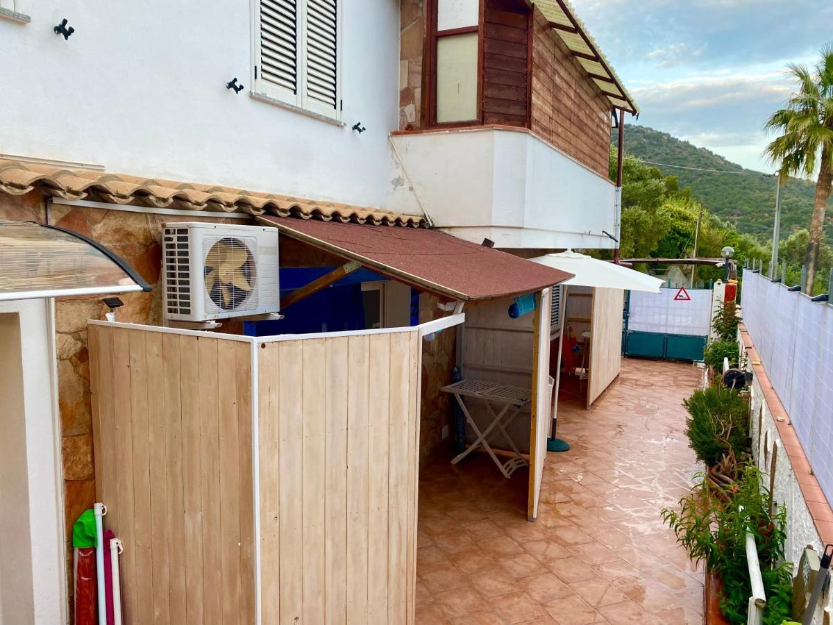 L'Oasi Di Chia Bed & Breakfast Екстериор снимка
