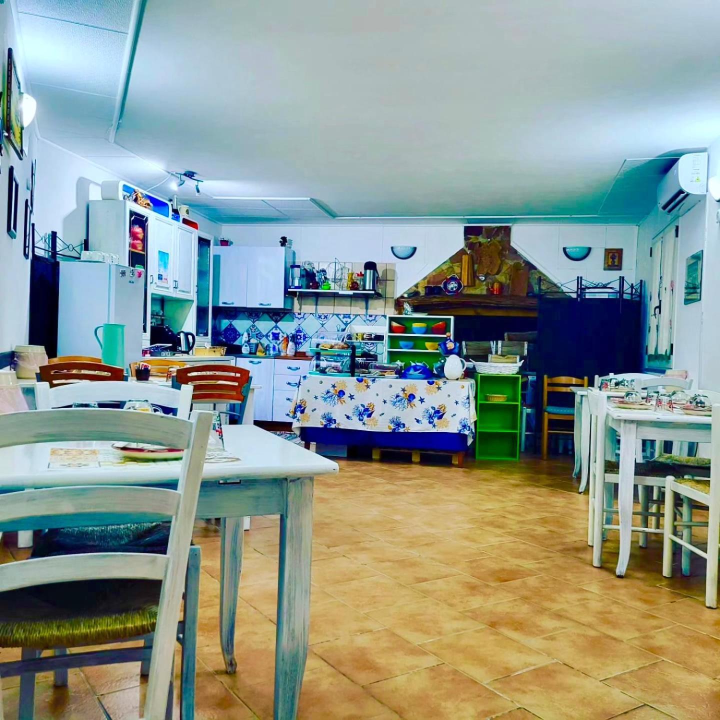 L'Oasi Di Chia Bed & Breakfast Екстериор снимка