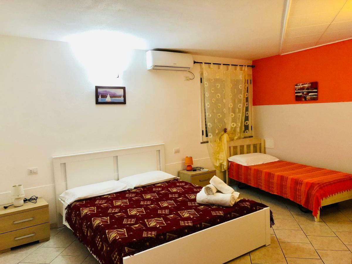 L'Oasi Di Chia Bed & Breakfast Екстериор снимка